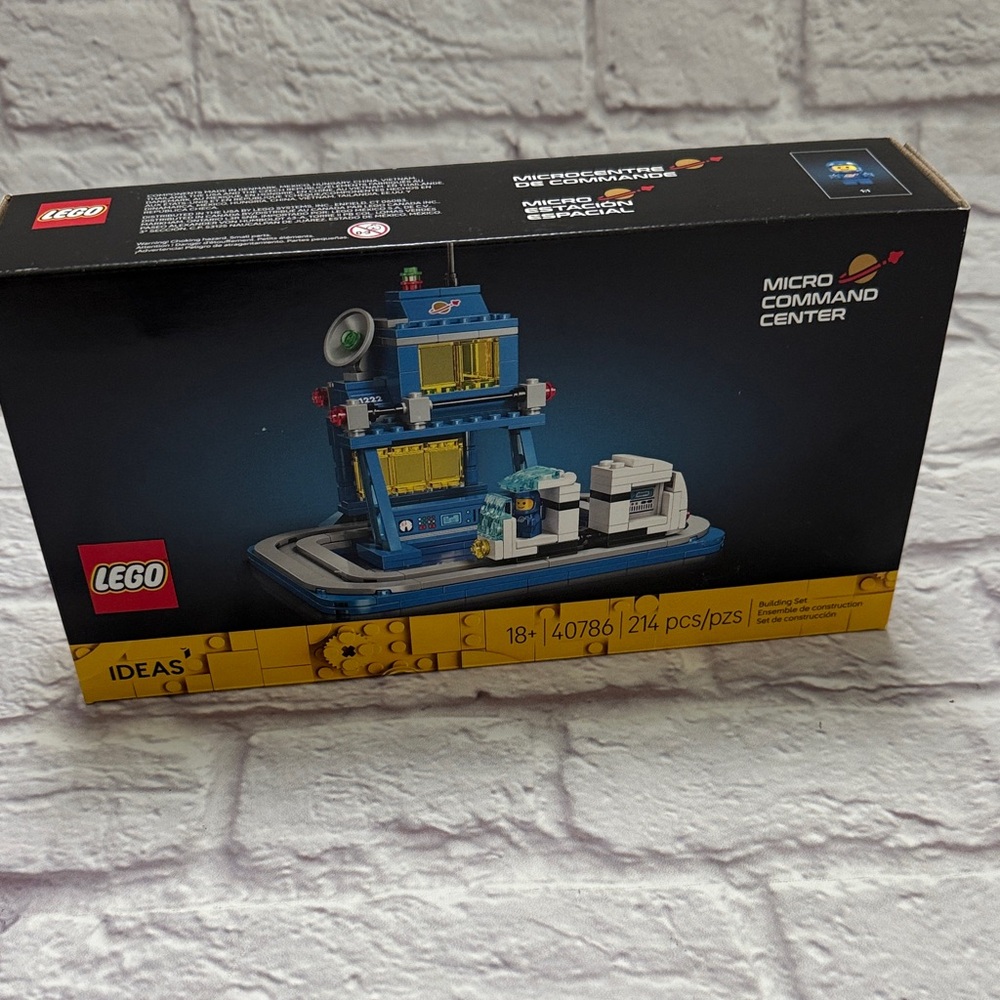 LEGO Micro Command Center Set